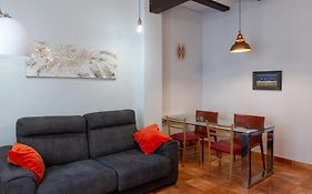 Cozy Apartment Near The Center, Torres De Serrano